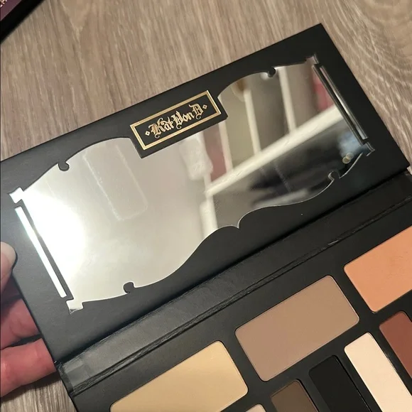 Kat Von D Shade + Light Palette - Picture 5 of 5